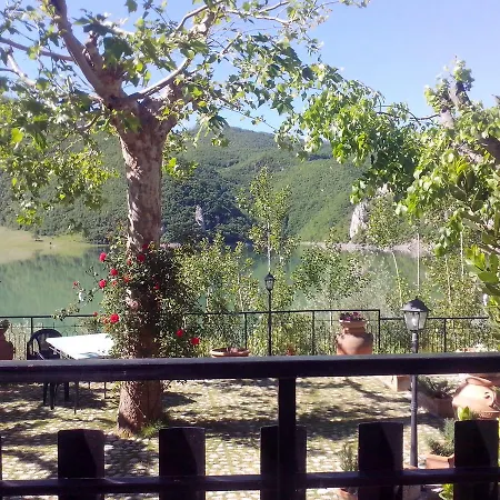 Turano Hotel Castel di Tora