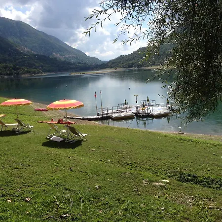 Turano Hotel Castel di Tora